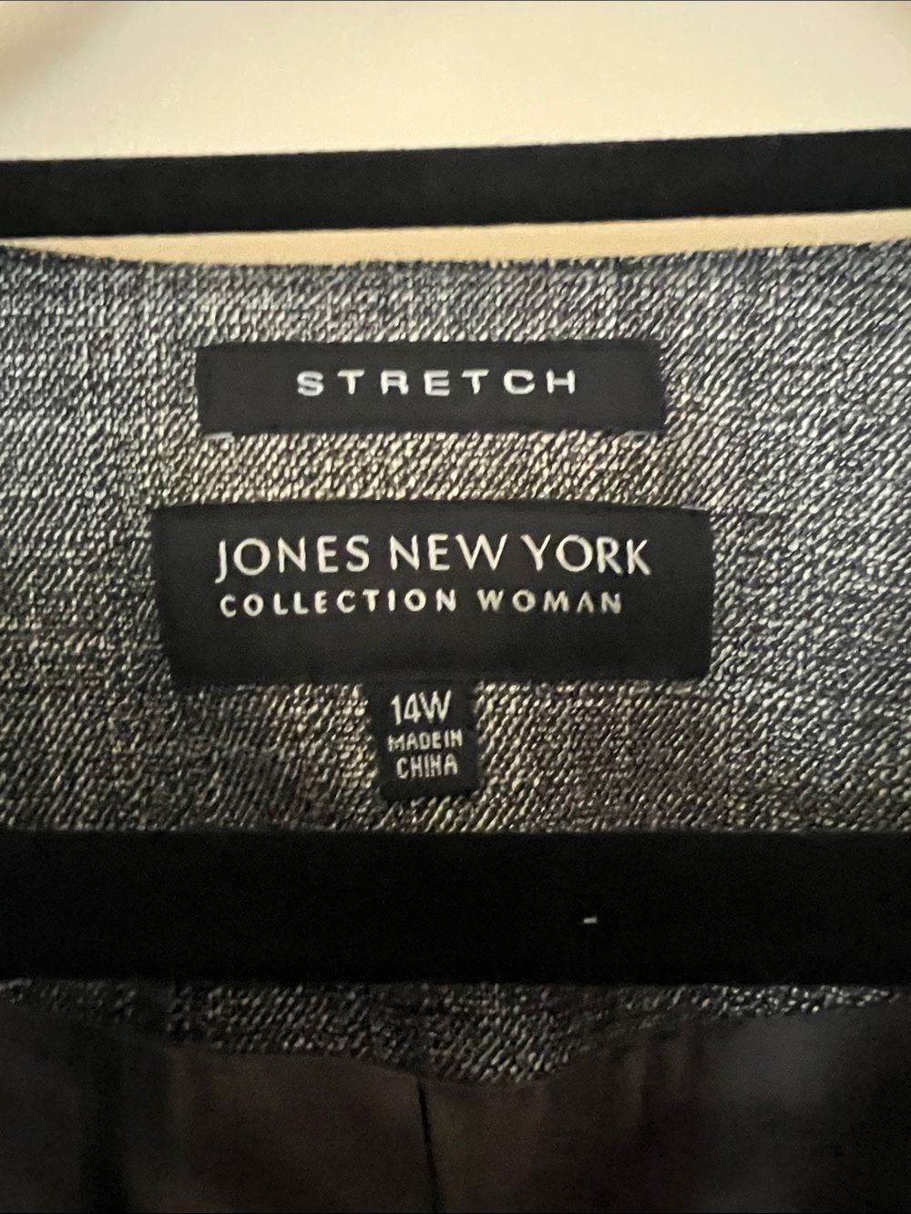 Jones of New York Gray Women's Two-Piece Professional Suit - Picture 2 of 5